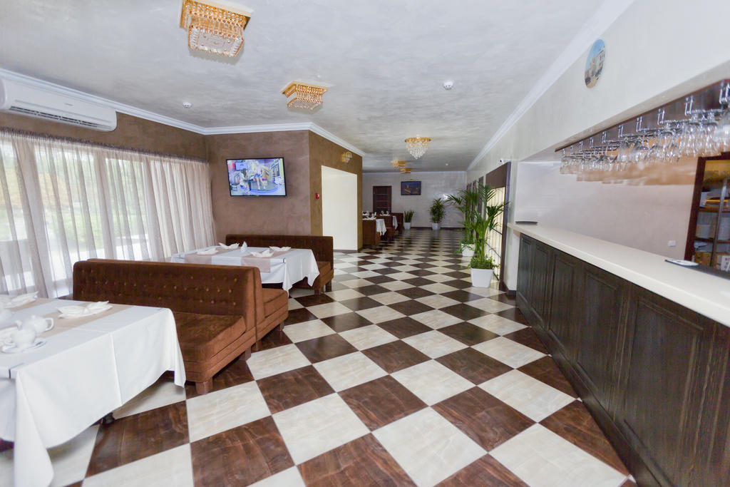 Grand Sport Hotel Brovary Esterno foto