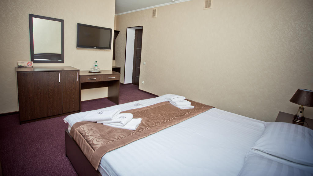 Grand Sport Hotel Brovary Camera foto