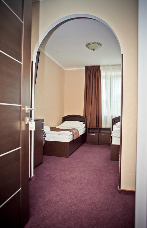 Grand Sport Hotel Brovary Camera foto